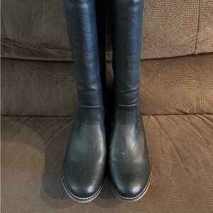 Sleek Black Over the Knee Boots